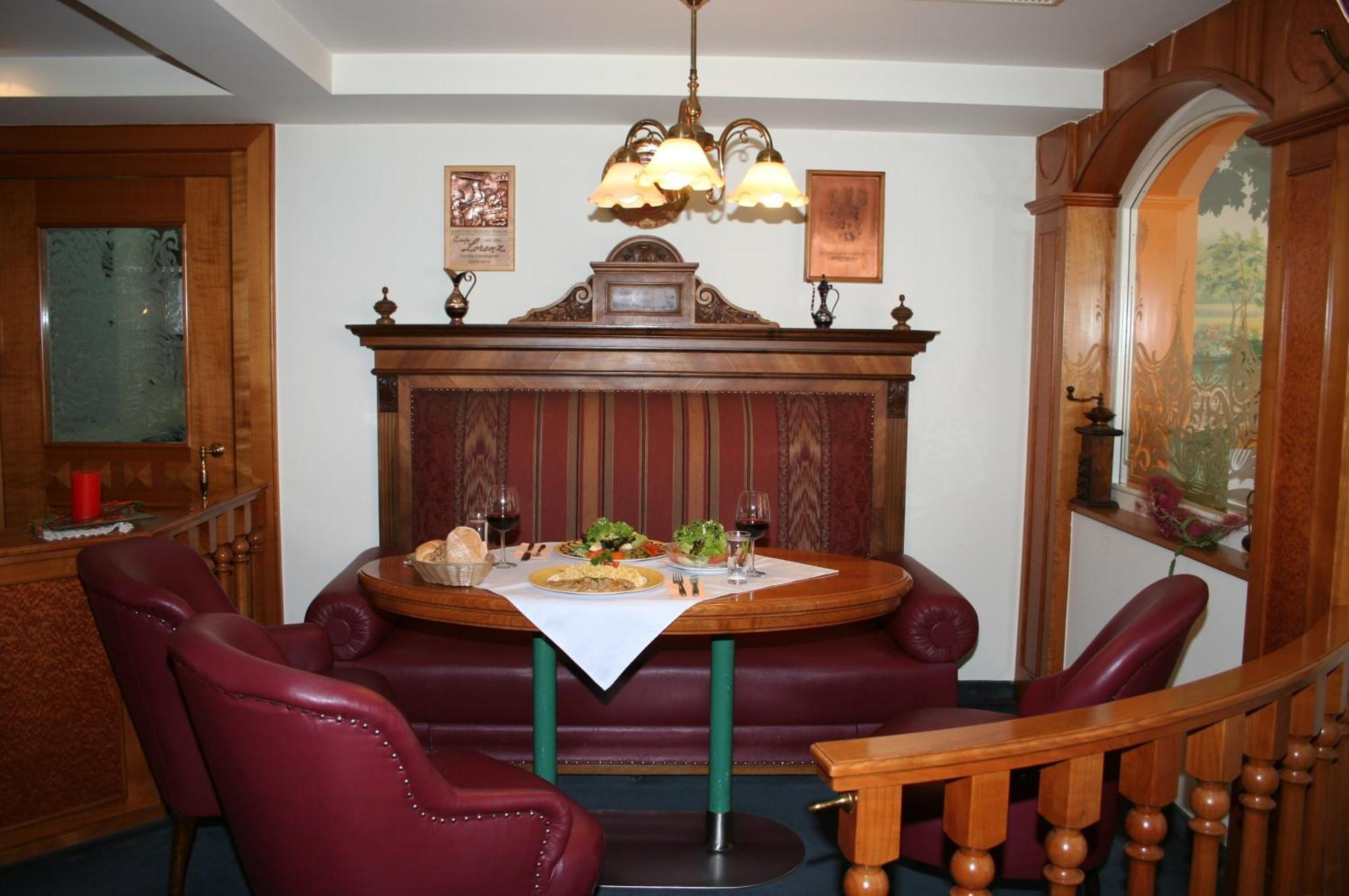 Hotel Cafe Lorenz Hohenems Luaran gambar